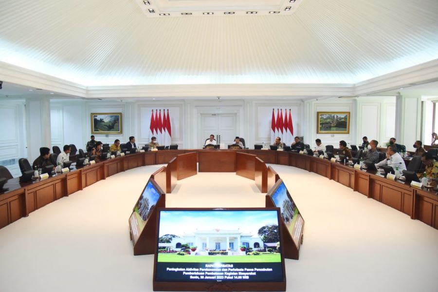 Presiden Jokowi Ingatkan Kenaikan Harga Beras dan Minyak Goreng