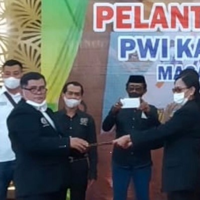 Pengurus PWI Kabupaten Bogor dan Pengurus PWI Peduli Resmi Dilantik