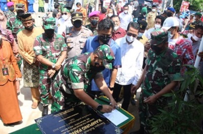 Dandim 0316/Batam Letkol Kav Sigit Dharma Wiryawan, Gelar Peresmian Kampung Pancasila Di Kampung Tua Belian Batam Kota