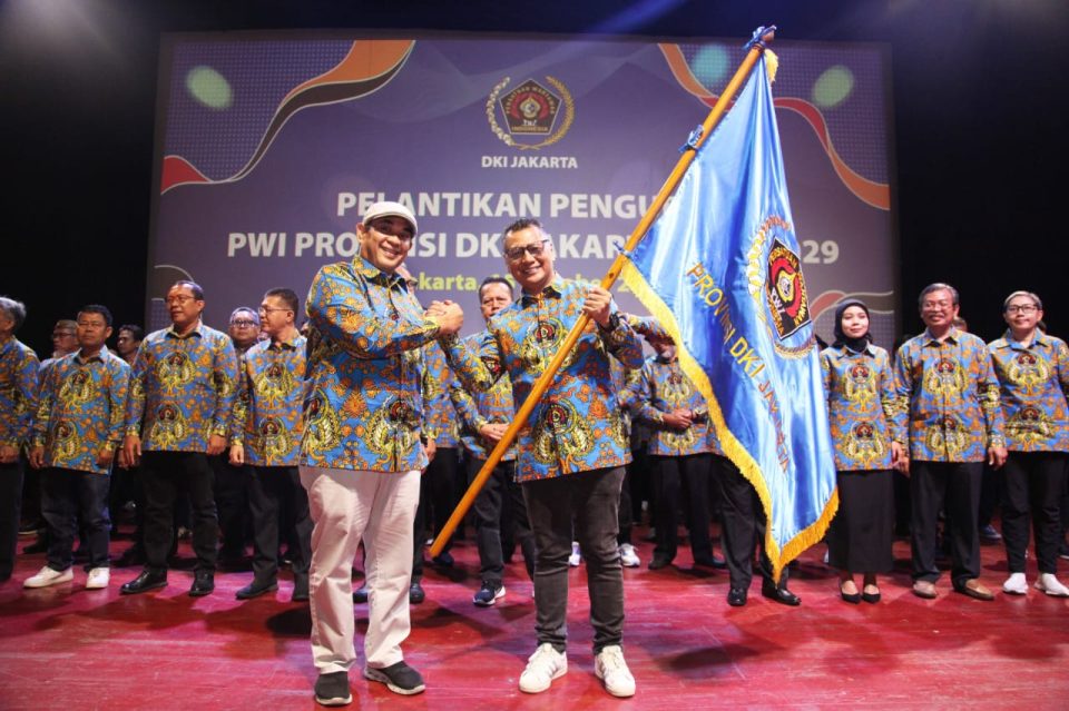 Ketua PWI Zulmansyah Lantik Pengurus PWI Provinsi DKI Periode 2024-2029