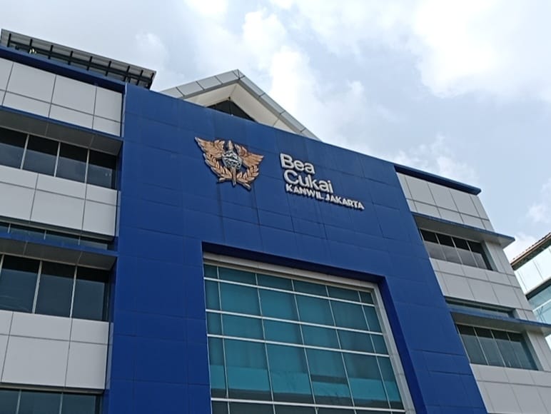 Rugikan Negara Puluhan Miliar Rupiah Tujuh Terduga Pelaku Pidana Cukai Baru Satu Diproses Hukum