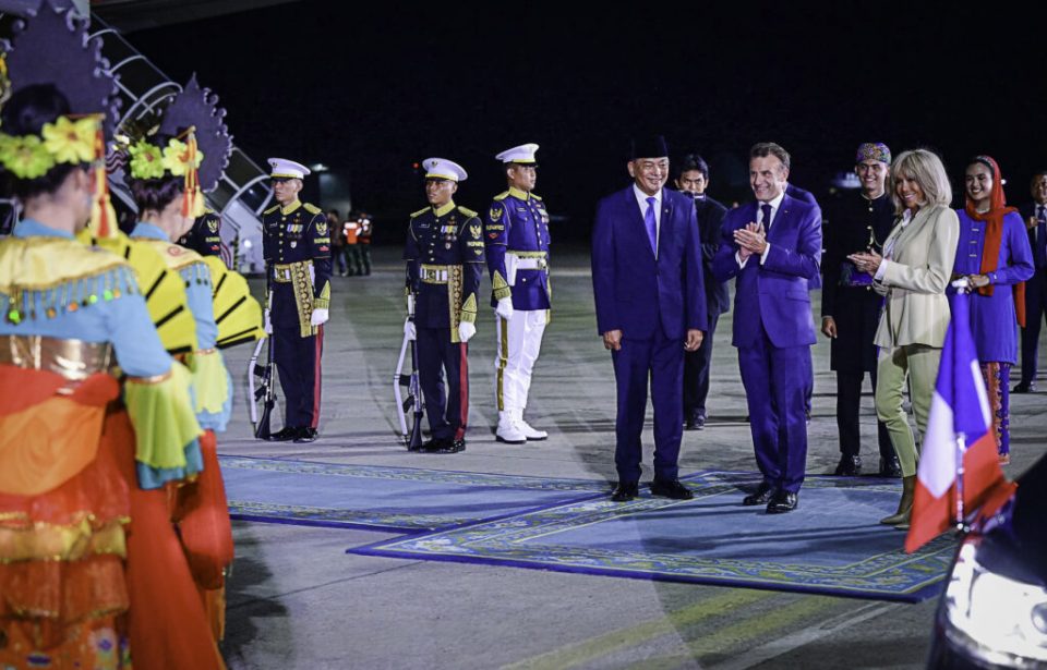 Kunjungan Presiden Prancis Mempererat Hubungan Bilateral Indonesia dan Prancis
