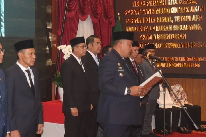 Lantik 13 Pejabat Tinggi Pratama_Rudy Susmanto