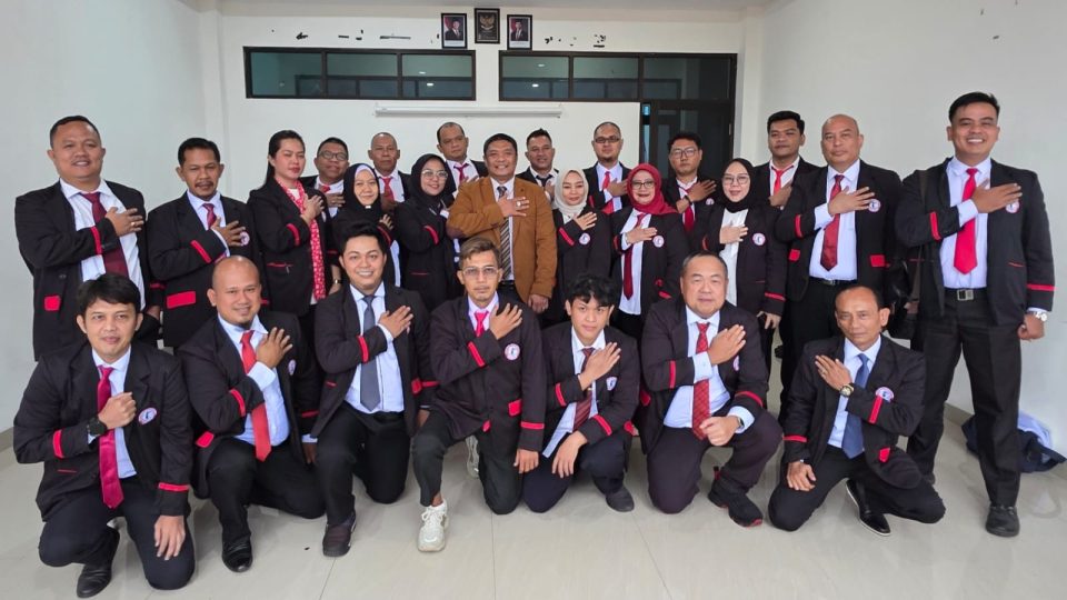 Puluhan Mahasiswa STIHP Pelopor Bangsa Prodi Hukum Kota Depok Berhasil Melewati Sidang Skripsi