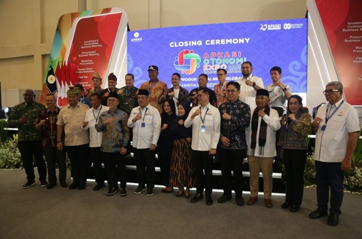 Tutup AOE 2025, Menko Pangan Zulhas Pesan Pentingnya Ekosistem Pemberdayaan Masyarakat