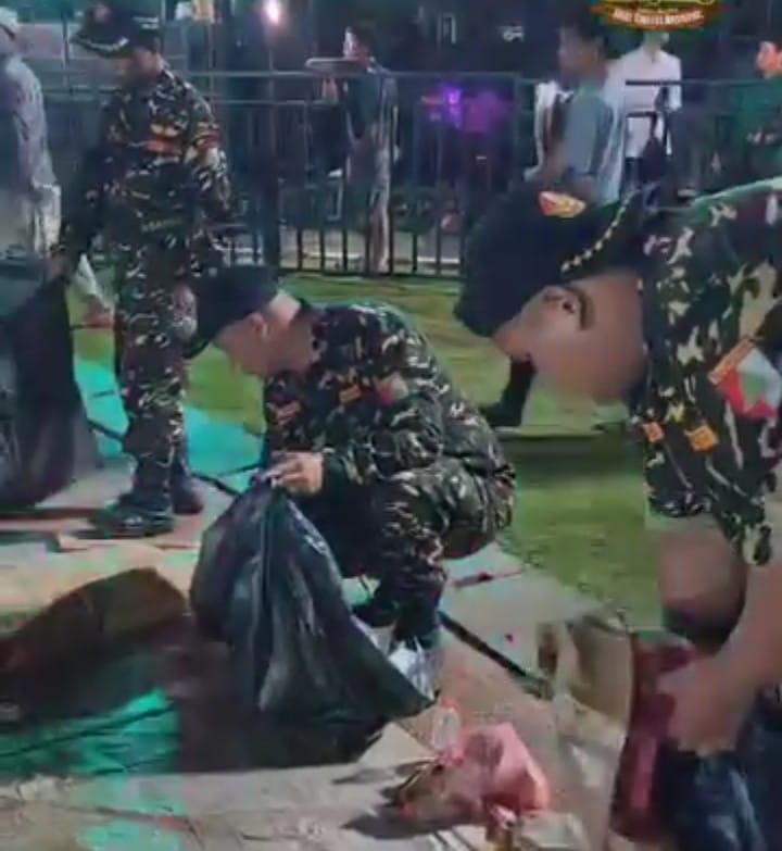 Banser Depok Usai Pengajian Bareng Gus Iqdam Gercep Bersihkan Sampah