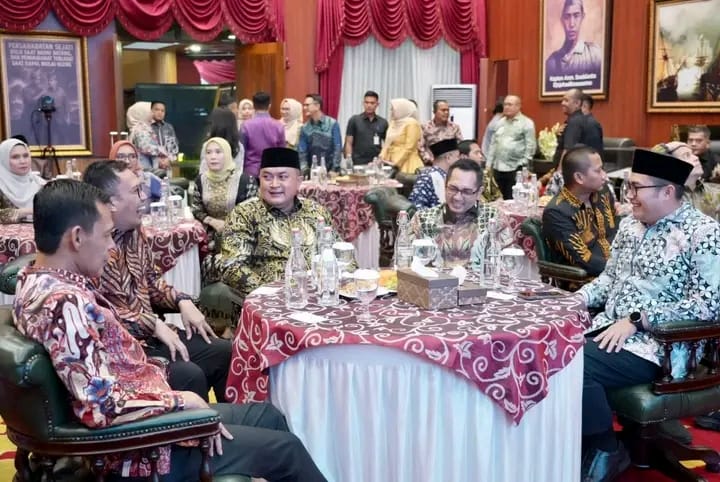 Bupati Bogor Apresiasi Pengabdian Irwanuddin, Sambut Denny Achmad sebagai Kajari Baru