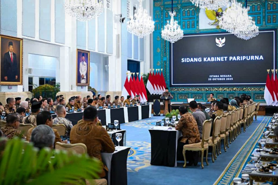 Memperingati Satu Tahun Pemerintahan Kabinet Merah Putih, Momentum Refleksi