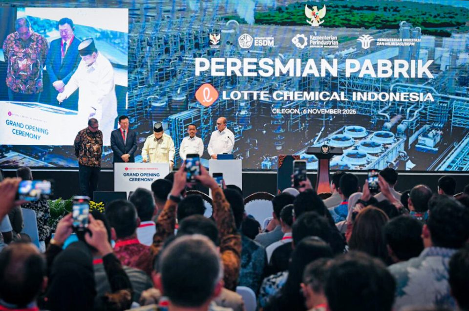 Proyek Strategis, Pabrik Lotte Chemical Indonesia Diresmikan Senilai Rp 62,4 Triliun