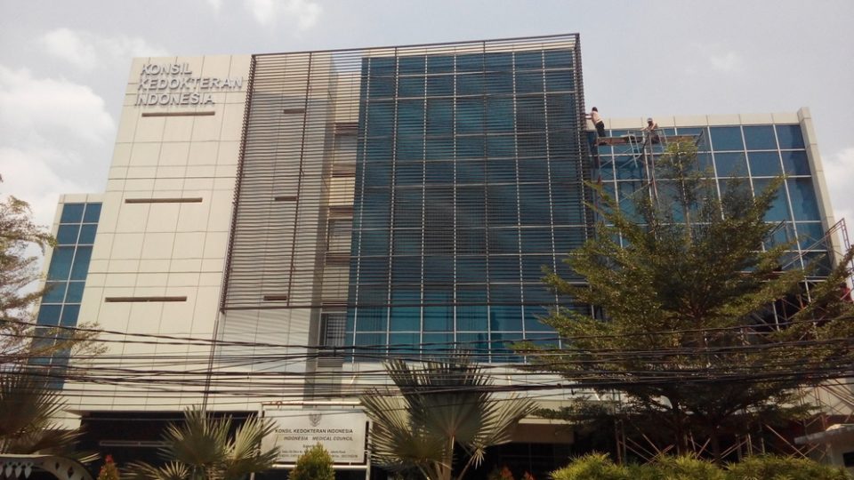 Beri Resep Tanpa Diagnosa, Psikiater Remaja dr. FMK Diadukan Ke Majelis Disiplin Profesi