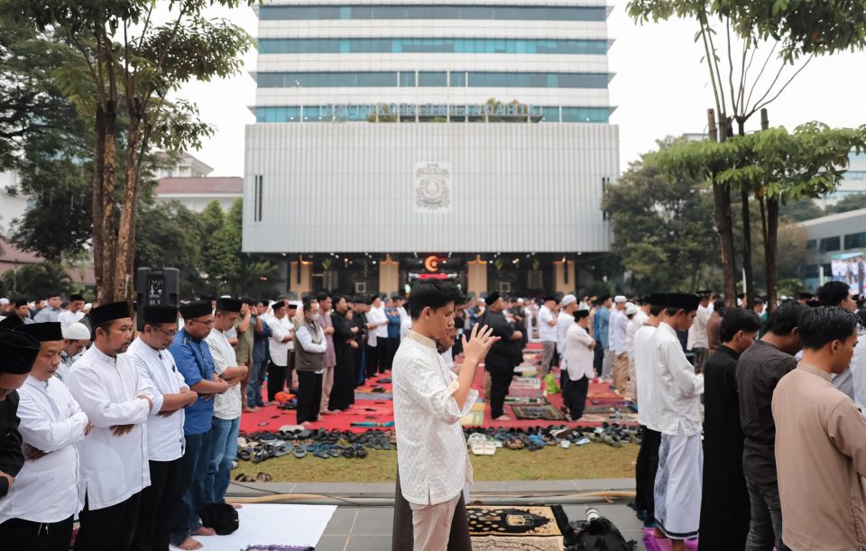Dua Ribu Jemaah Shalat Idul Fitri 1447 H, Padati Halaman Balai Kota Jakarta