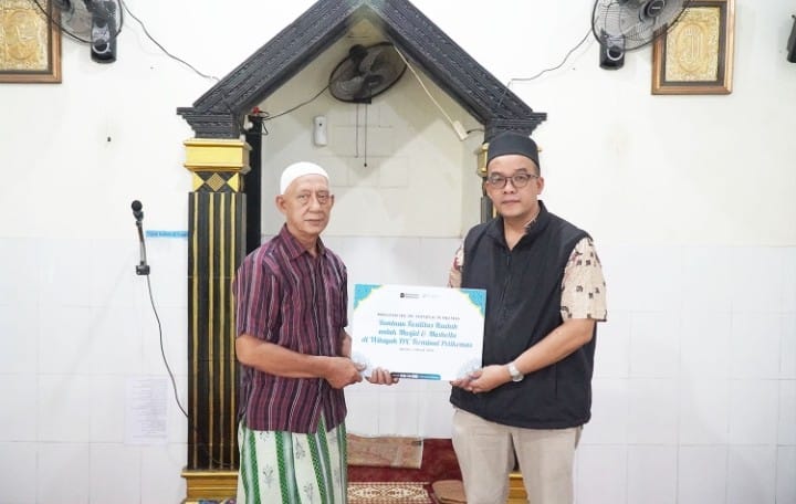 IPC TPK Gelar Karpet  di Delapan Masjid Sekitar Pelabuhan Tanjung Priok