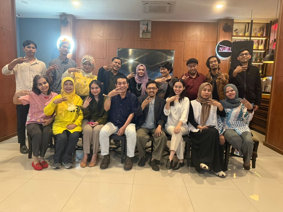 Merawat Hati Dengan Puisi Esai Di Senja Ramadan