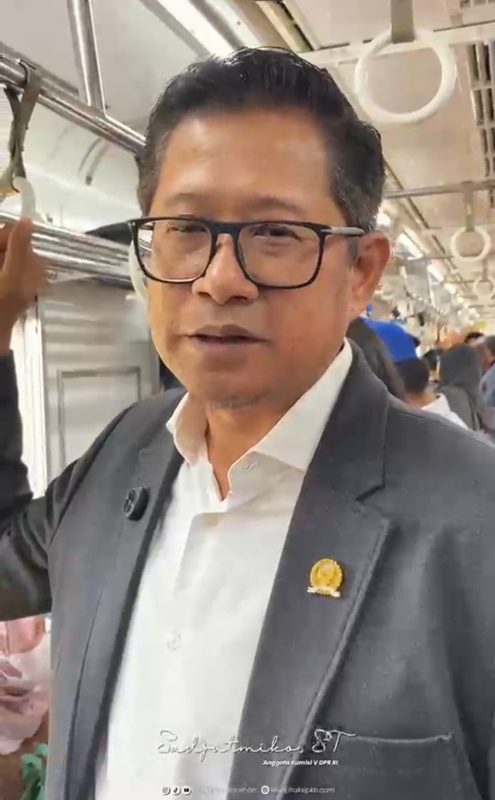 Sudjatmiko Ajak Masyarakat Gunakan Kendaraan Umum Tekan Kemacetan